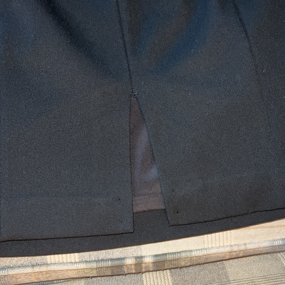 Women’s Express Pencil Skirt - Picture 6 of 7